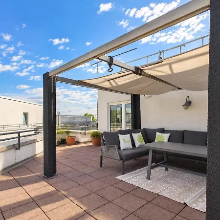 Helles Penthouse Mit Dachterrasse *