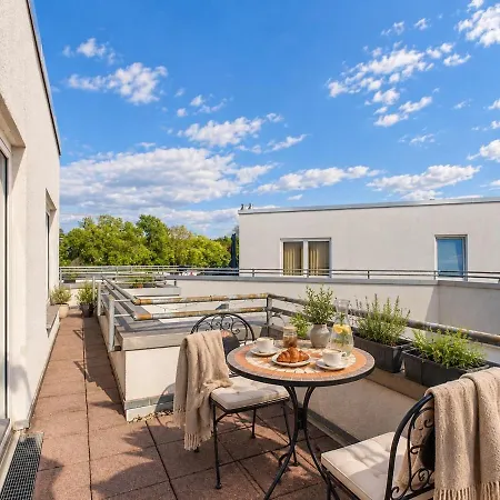 Helles Penthouse Mit Dachterrasse * Wiesbaden