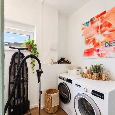 Helles Penthouse Mit Dachterrasse * Wiesbaden