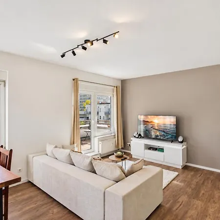 Helles Penthouse Mit Dachterrasse Apartment *