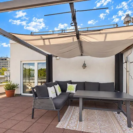 Helles Penthouse Mit Dachterrasse