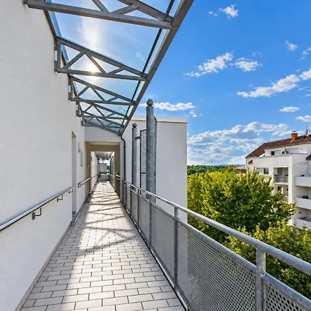 Helles Penthouse Mit Dachterrasse Apartment Wiesbaden
