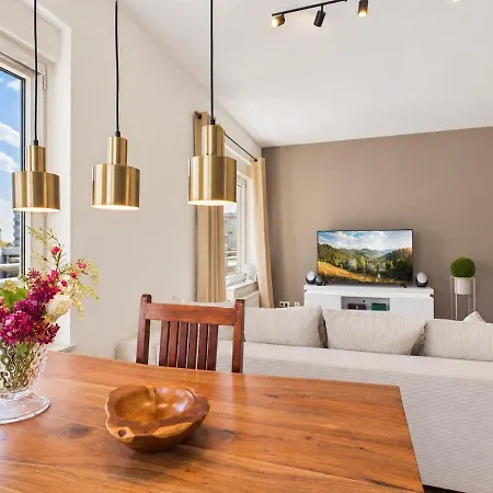 Helles Penthouse Mit Dachterrasse Wiesbaden