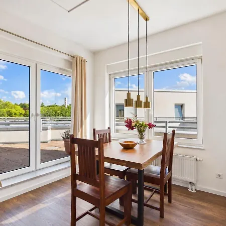 Helles Penthouse Mit Dachterrasse Apartment